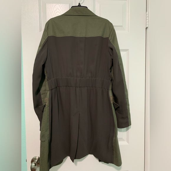 Elie Tahari Spring/ Fall coat with elastic waist band - Picture 3 of 10